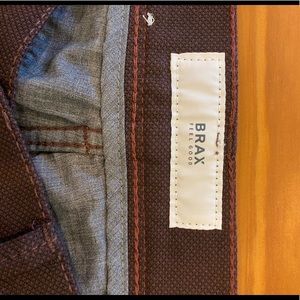 Dark crimson Brax dress pants. Amazing condition. Worn once. Super comfortable